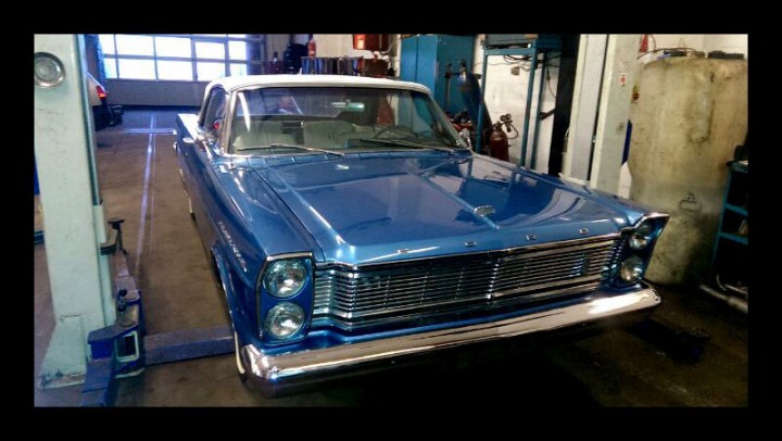 Car Photo With Black Borders