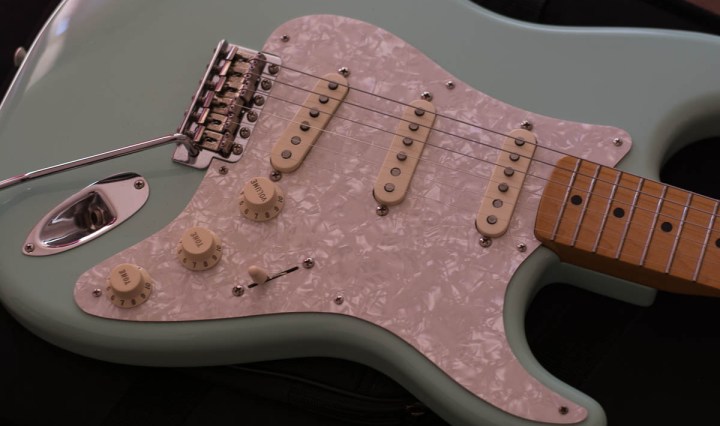 Fender Classic Series 50's Stratocaster in Surf Green Picture 2