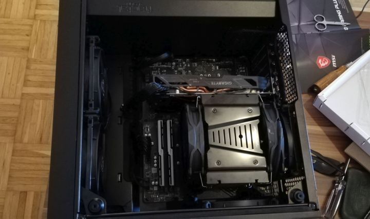 Meshify C clean case