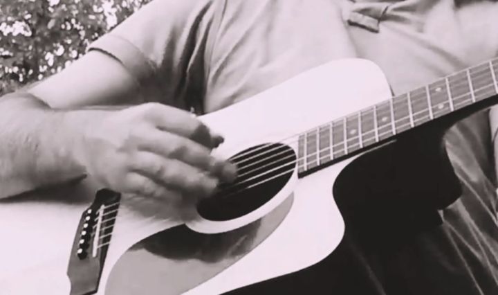 acoustic guitar thumbnail